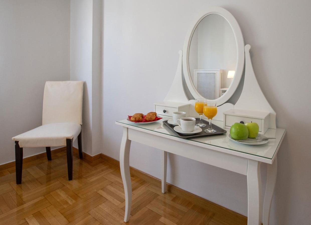 Upscale Luxury Athens Renovated Dream Home In One Of The Most Favorable Locations By National Gardens, Zoo & Hellenic Parliament In Syntagma And Stylish Exquisite Kolonaki Neighborhood Luaran gambar
